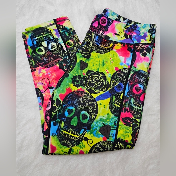 CVG Capri length leggings - Picture 1 of 2